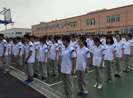 德清求是高級(jí)中學(xué)高一年級(jí)國(guó)旗下講話