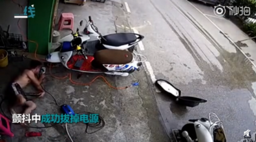 觸電教科書般自救什么情況?男子觸電教科書般自救詳細(xì)經(jīng)過曝光
