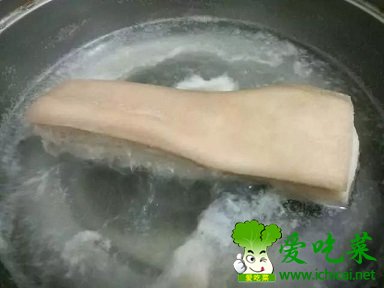 家常菜油渣春菜煲的做法