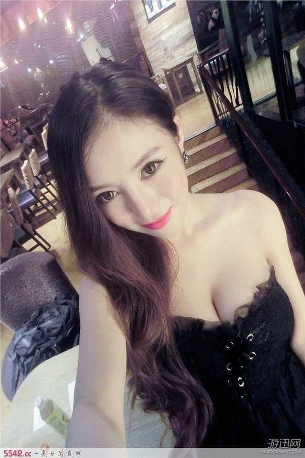 小編私藏Showgirl美圖 今年“拆奶罩”如何少得了她們?