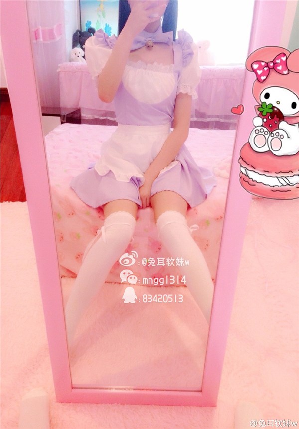 14歲小蘿莉曬福利自拍 “粉嫩萌主”也要女仆誘惑