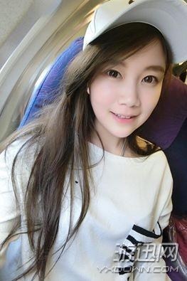 《口袋妖怪：GO》玩家妄圖捕捉美女 結(jié)果損失百顆精靈球