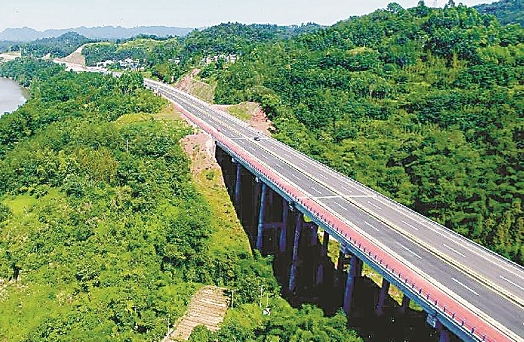 大峨眉國際旅游西環(huán)線洪雅到柳江段即將通車
