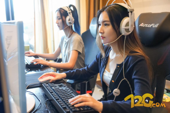 Խؐ΢΢GantL(fng) ŮСĿ(bio)